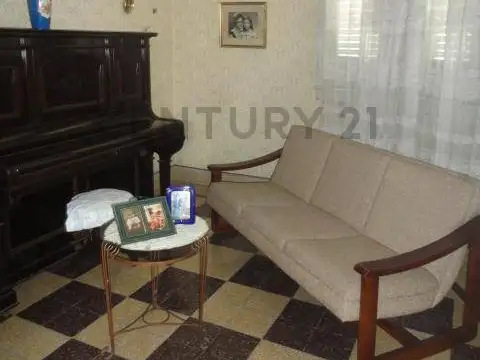 Casa en Venta en Costanera, USD 220.000