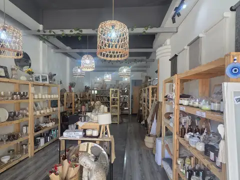 Local en Alquiler Via Púb.