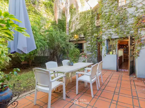 Casa en Venta con 1 cochera