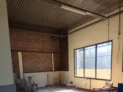 Oficina en Alquiler al Noreste