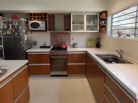 MODERNA CASA EN VENTA EN PADUA