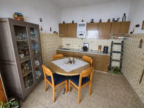 Depto Tipo Casa Monoambiente con 2 baños