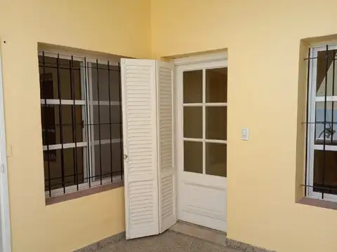 Depto Tipo Casa en Venta con 1 cocheras
