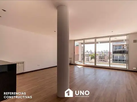 Alvear y Urquiza - Piso Exclusivo de 2 Dormitorios. Posibilidad cochera.