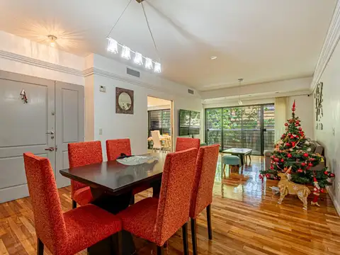 Venta Departamento 4 ambientes con patio, balcón terraza y cochera en Caballito