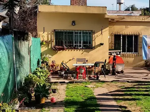 VENTA CASA 3 AMBIENTES LOS POLVORINES