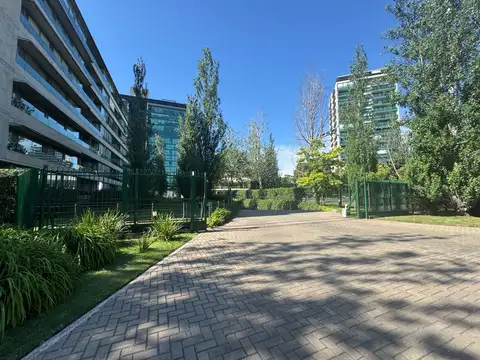 Venta de Cochera  Condominios del Alto 3- Puerto Norte