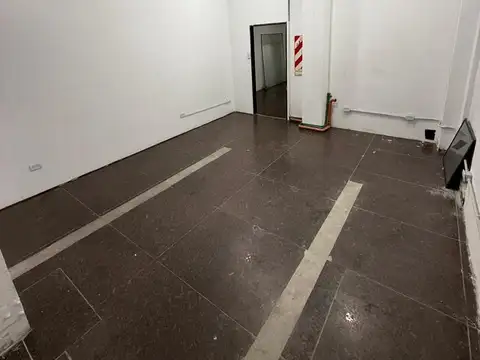 Local en Alquiler en Centro, $ 2.500.000