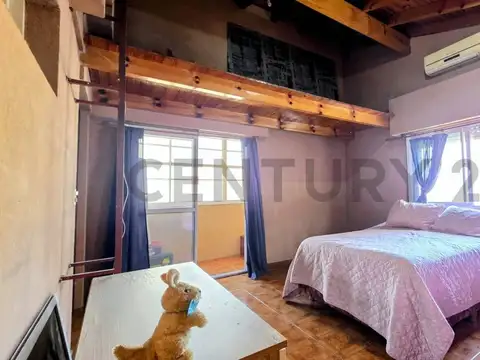 Depto Tipo Casa en Venta con 2 cocheras