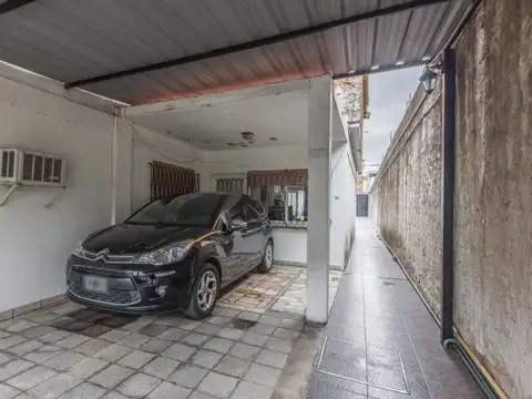Venta Villa Celina Lote Triple Casa Jardin Taller Cochera