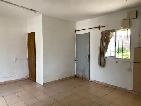 Santiago Laurnaga esquina Gorostiaga 600