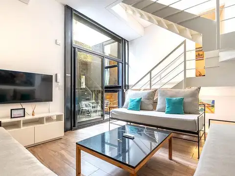 Venta Palermo Hollywood PH Triplex de 4 Ambientes con patio y terraza