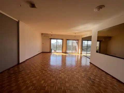 Departamento en Alquiler de 4 dormitorios
