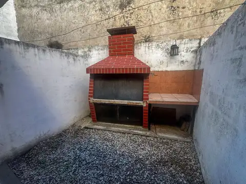 Depto Tipo Casa 4 ambientes con 1 baño