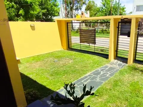 Casa en Venta en Manuel B Gonnet, USD 84.900