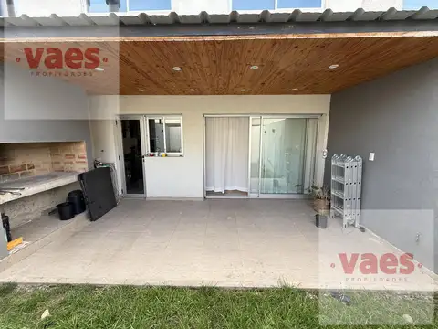 ALQUILER – Dúplex de 3 dormitorios Rincones de Manantiales