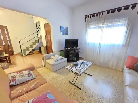 VENTA CASA 5 AMB COCHERA JARDIN GERLI AVELLANEDA