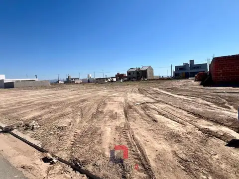 LOTE RESIDENCIAL PAMPAS DE MANANTIALES