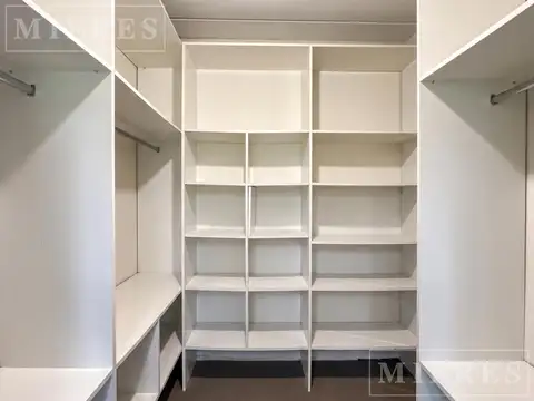 Casa en Venta en San Isidro Labrador, USD 320.000