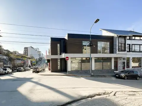 Ushuaia | Alquiler | Local | Deloqui esq Don Bosco