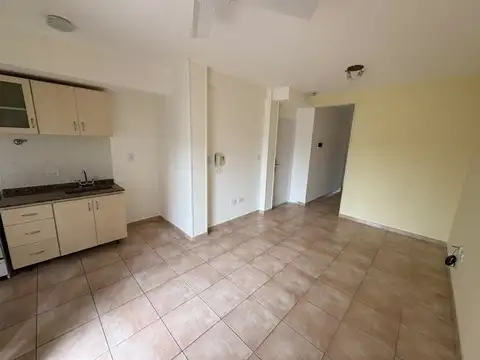 Departamento en Alquiler en Centro  - Campana, $ 750.000