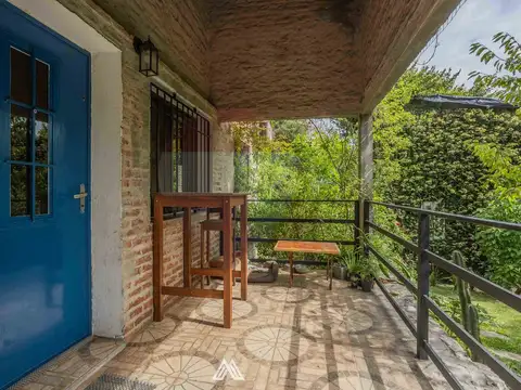 Casa en Venta con 1 cochera
