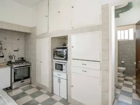 Amplio 4 amb en piso 8 con Balcón– 136 m² Almagro