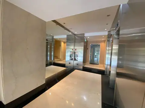 Oficina Monoambiente con 4 baños