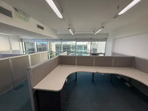 Oficina AAA en alquiler sobre Avenida Libertador en Núñez