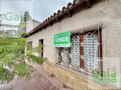 Casa EN VENTA CALLE URQUIZA 1200