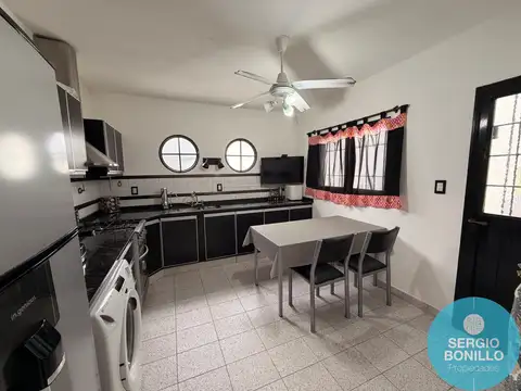 Depto Tipo Casa en Venta con 2 cocheras