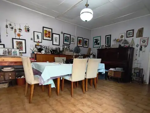 Casa en Venta con 1 cochera