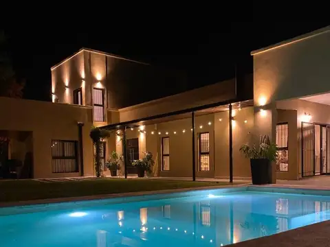 VENDE CASA EN SANTA ANA PUEBLO - APTA CREDITO