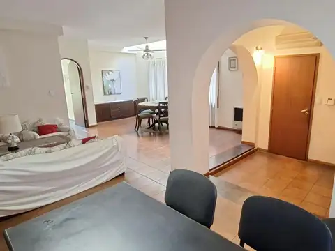 Casa en Venta al Oeste