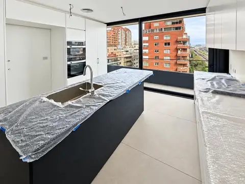 Departamento en Venta con 2 cocheras