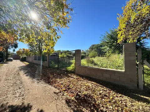 Venta de Gran Terreno en COLASTINE  