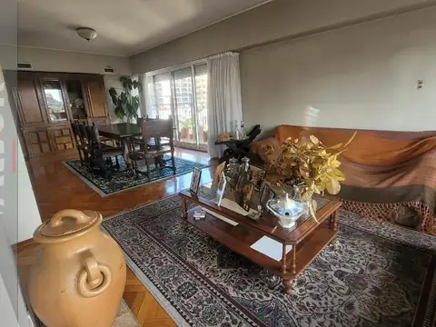 Departamento 5 ambientes con 3 baños