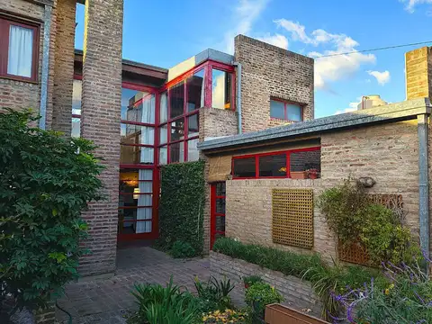 CASA EN VENTA EN BLOQUE EN LA PLATA LOS HORNOS