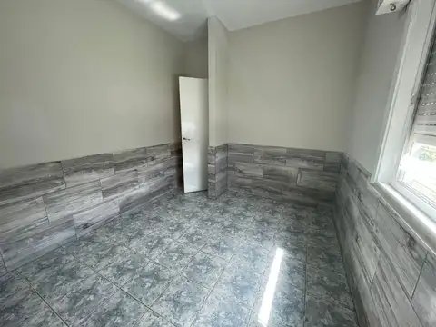 Depto Tipo Casa 4 ambientes con 1 baño