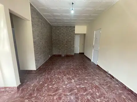 Depto Tipo Casa en Venta en Burzaco, USD 70.000