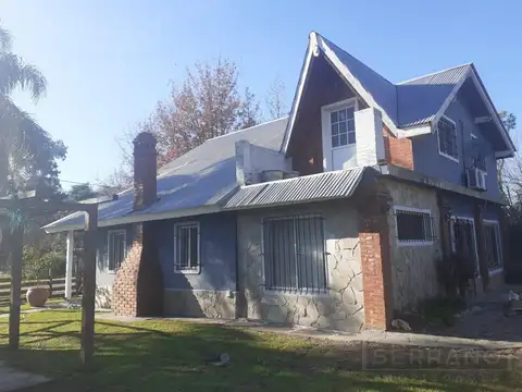 SDA. Venta casa 3 amb . Parque Sakura. Exaltacion de la Cruz