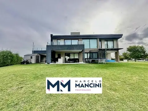 VENTA Casa en Fincas del Alba 5 AMBIENTES