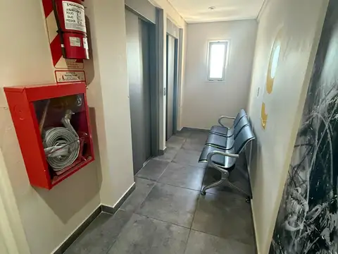 Oficina en Venta con 1 cochera