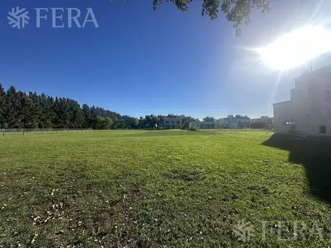 Venta de terreno en Haras del Sur II