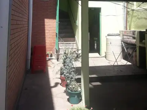 1 esquina 520 1300, Piso 1