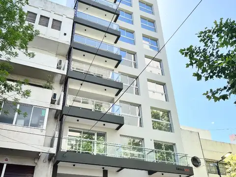 Monoambiente en 14 entre 58 y 59