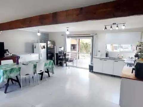 Venta de casa en barrio semicerrado, Villa Rosa, Pilar