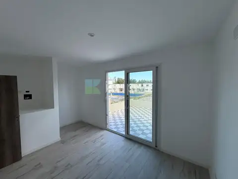 Casa 3 ambientes con 2 baños