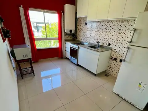 DEPARTAMENTO 3 AMB - 3º PISO FRENTE - CON DOS BALCONES -