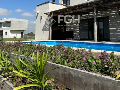 Casa en Venta en El Naudir, USD 380.000